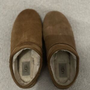 UGG Men's Tan Suede Boots